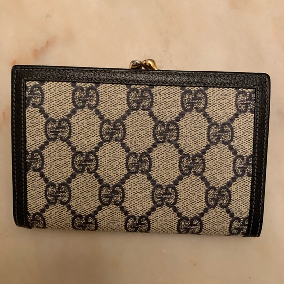 Wallet - Picture 6 of 6